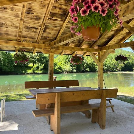 Vikendica Krupa Na Vrbasu Villa Banja Luka Eksteriør billede